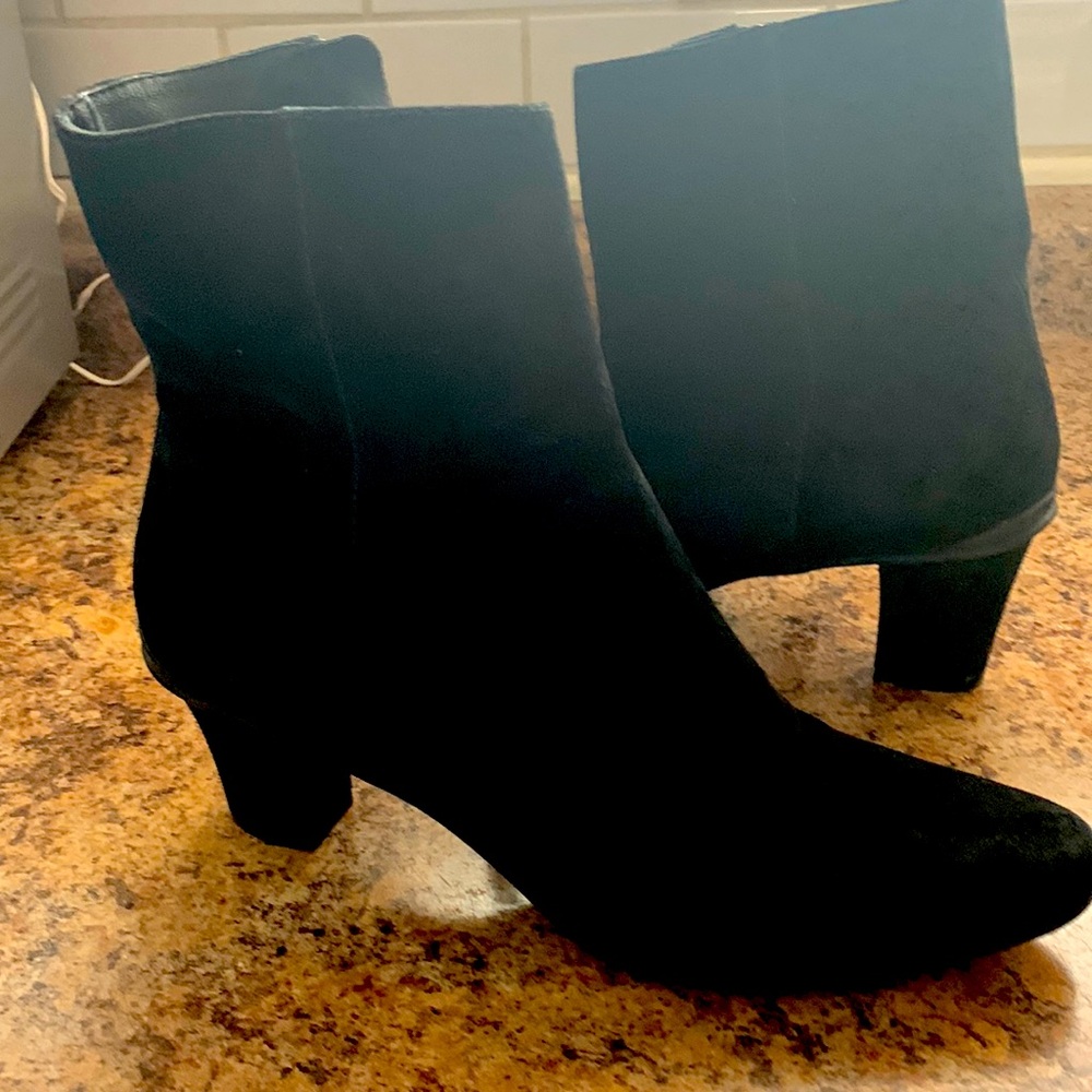 Authentic Prada suede booties. Zip up size 39